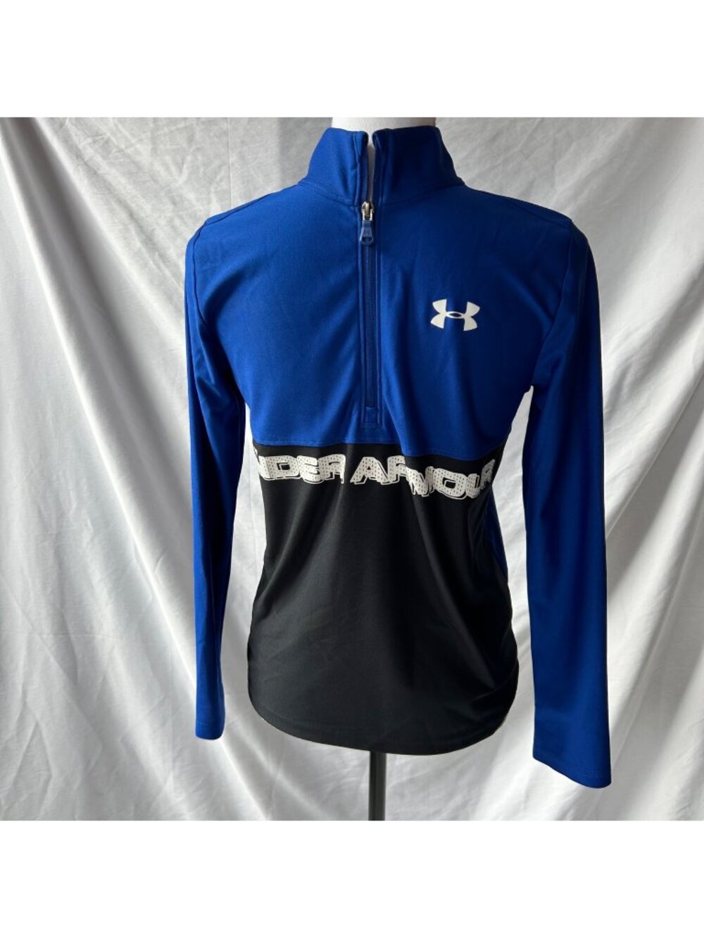 Black and Blue Under Armor Top- Youth XL Lightweight Moisture Wicking